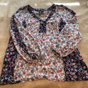 New Directions floral blouse
